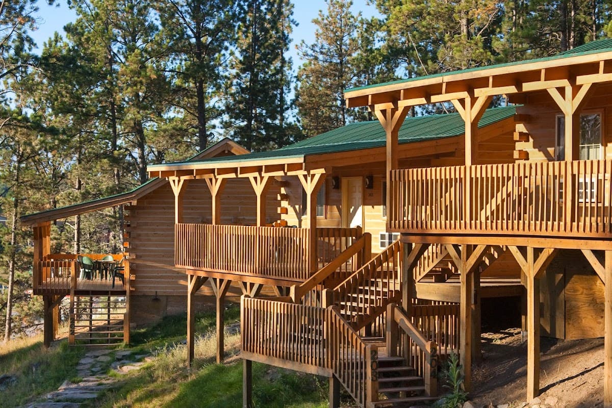 Rock Crest Lodge & Cabins, Hotel in Custer