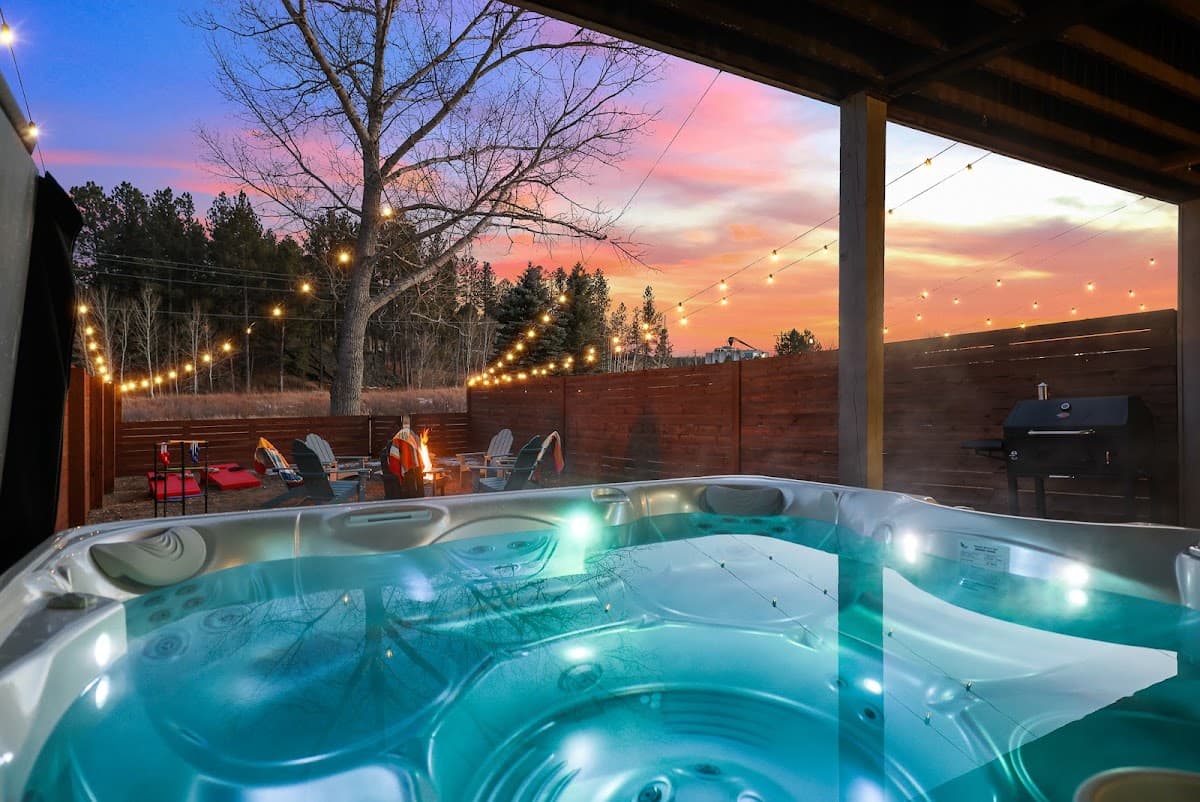 Black Hills Enclave, Hotel in Custer
