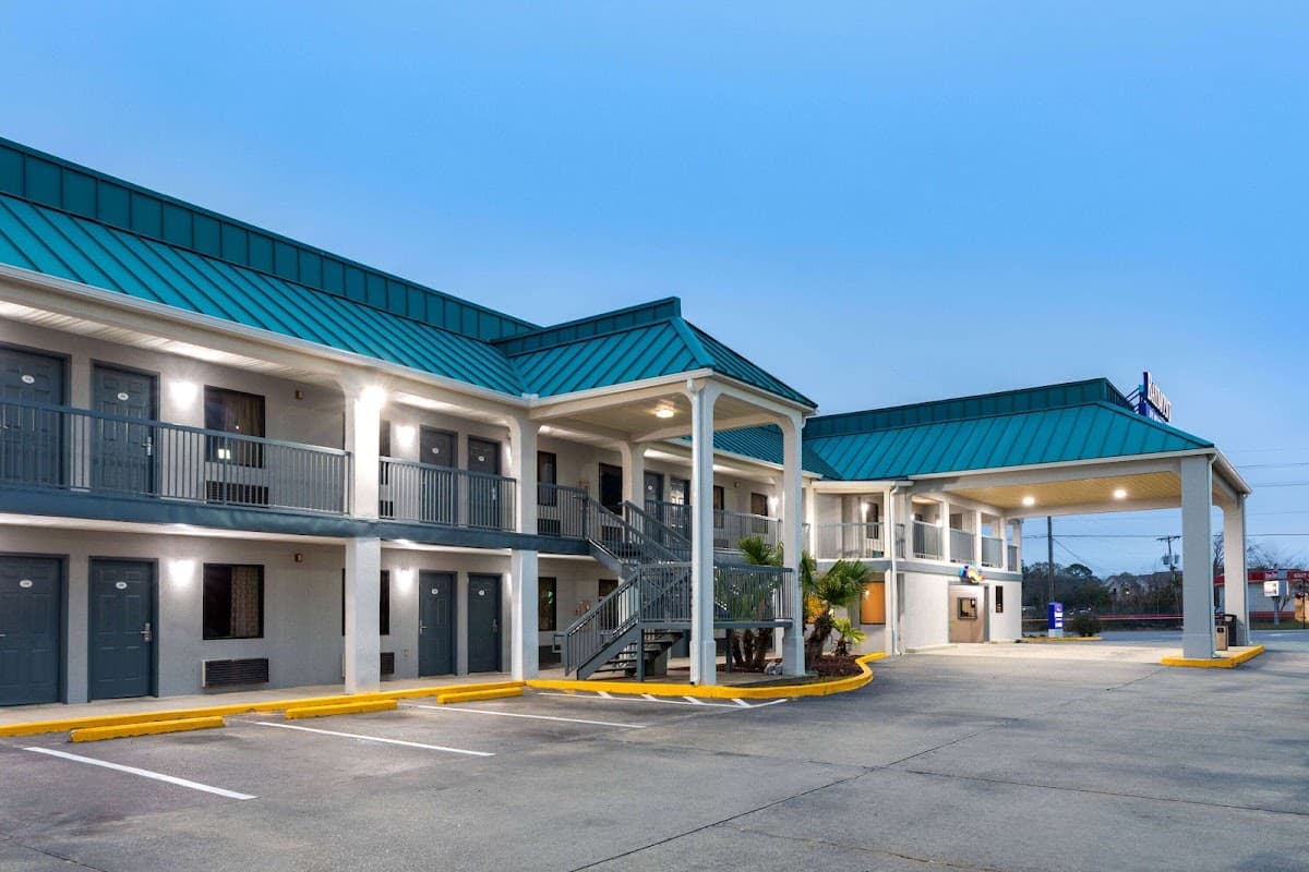 Baymont by Wyndham Biloxi/Ocean Springs, Hotel in Gulf Hills