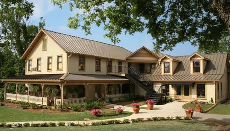 The Smith House Historic Inn and Restaurant, Hotel in Dahlonega
