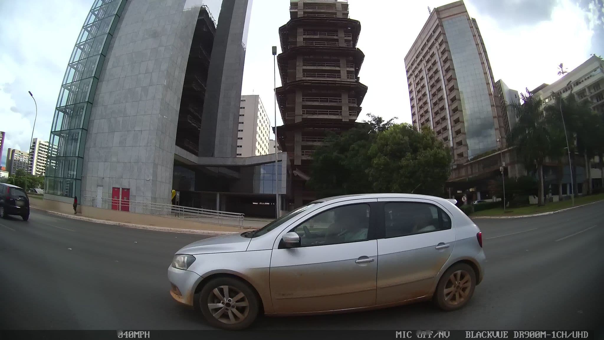 Street view near Ramada by Wyndham Brasília Alvorada, Plano Piloto — © kaart_4 (CC BY-SA · Mapillary)