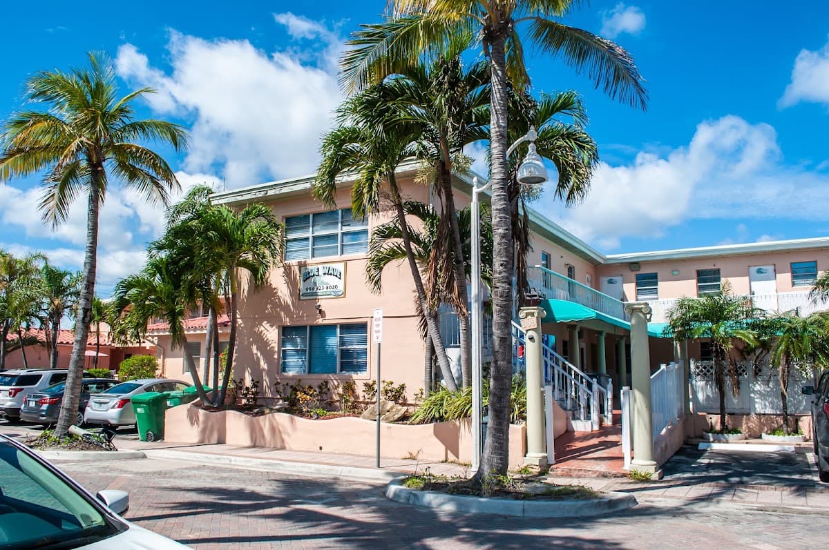 Blue Wave Hollywood Beach Hotels, Hotel in Dania Beach