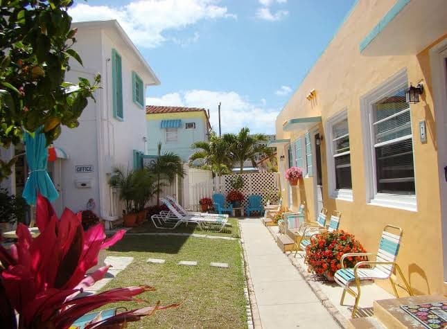 Atlantic Sands Beach Suites, Hotel in Dania Beach