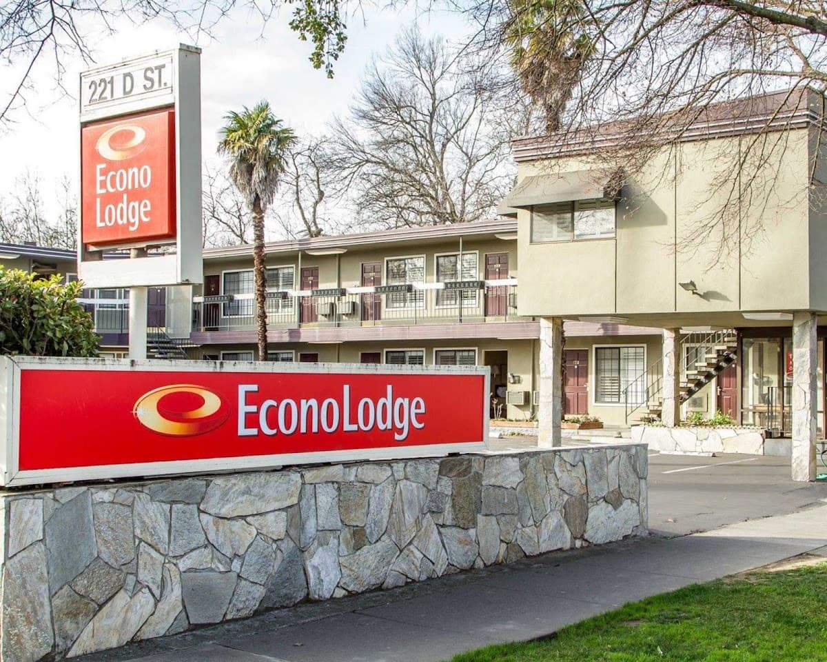 Econo Lodge, Hotel in Davis