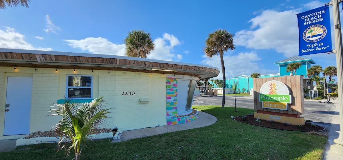 Pineapple Shores Retro Inn, Hotel in Daytona Beach Shores