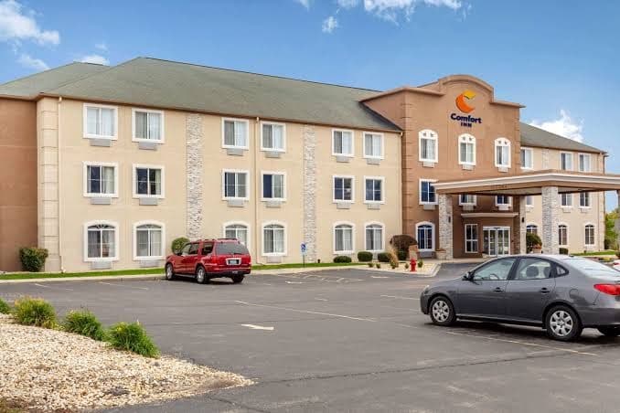 Comfort Inn DeKalb - University Area, Hotel in DeKalb