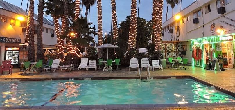 LA Adventure Hotel, Hotel in Lennox