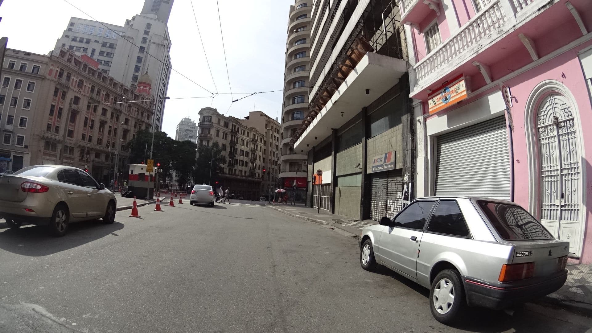 Street view near Hotel Nobilis, Republica — © tiagofassoni (CC BY-SA · Mapillary)