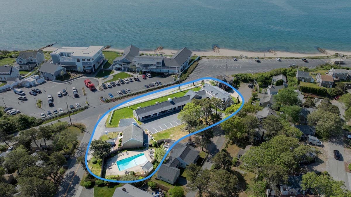 Kingfisher Oceanside, Motel in Dennis Port