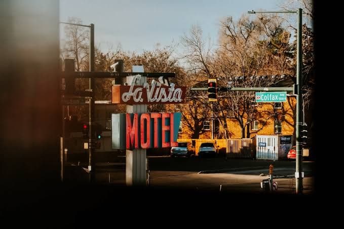 Bohemian Cactus Suite - La Vista Motel - 205, Motel in Denver