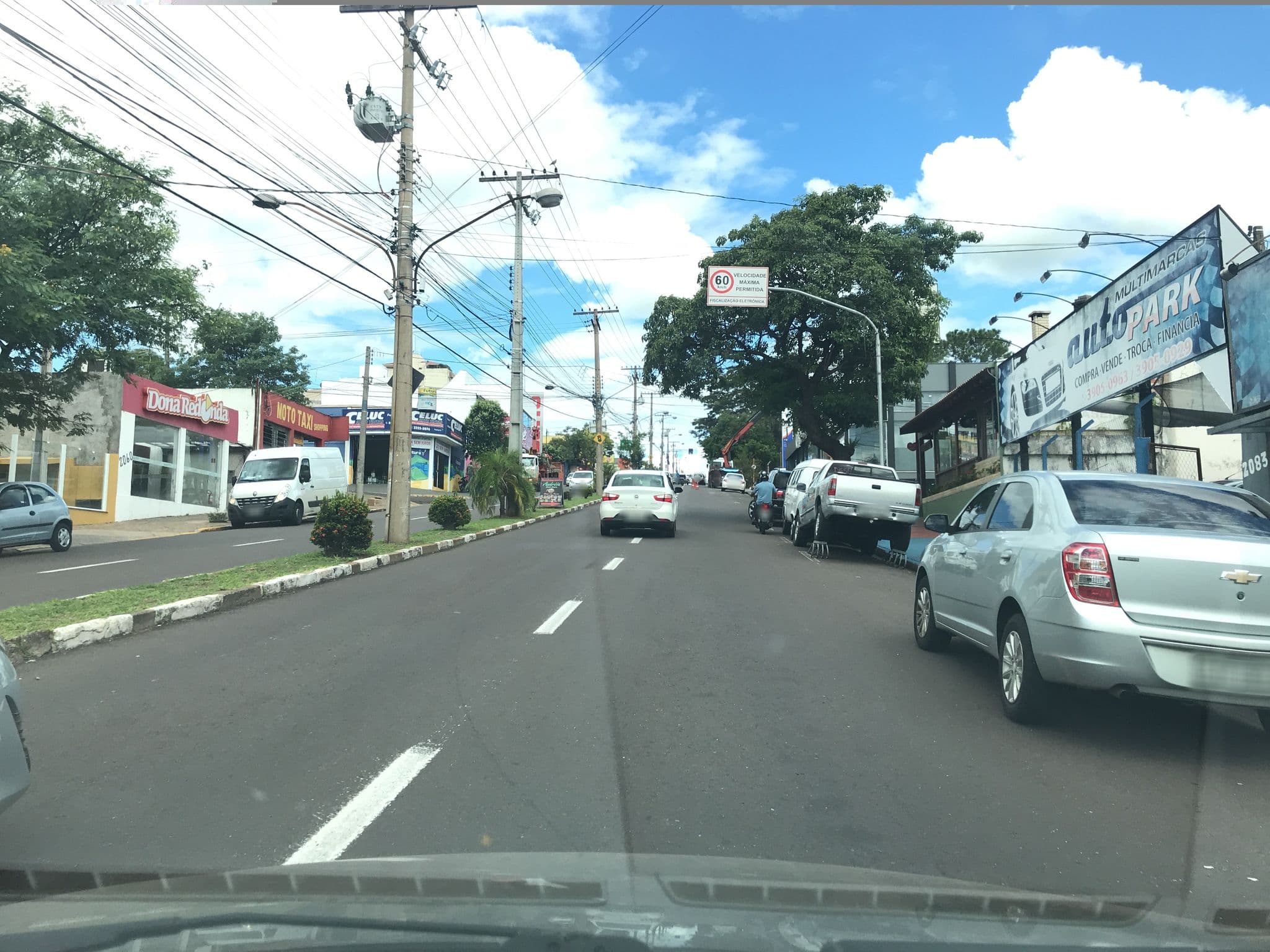 Street view near Ibis, Presidente Prudente — © brunoslowen (CC BY-SA · Mapillary)