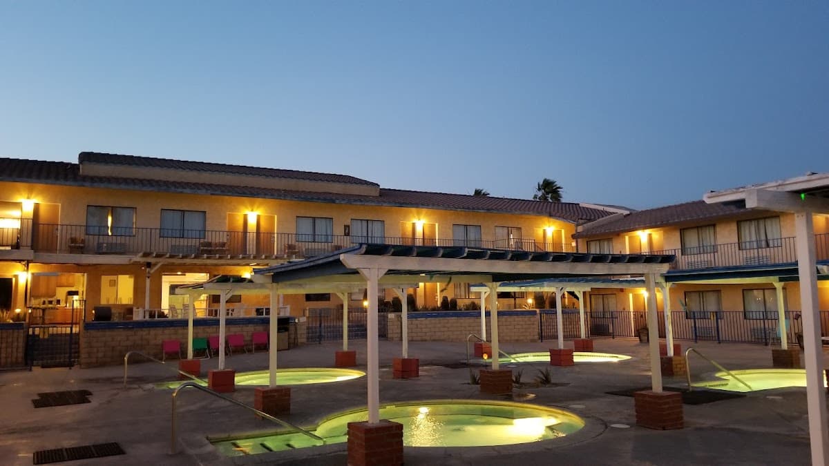 Desert Palms Spa Motel, Motel in Desert Hot Springs