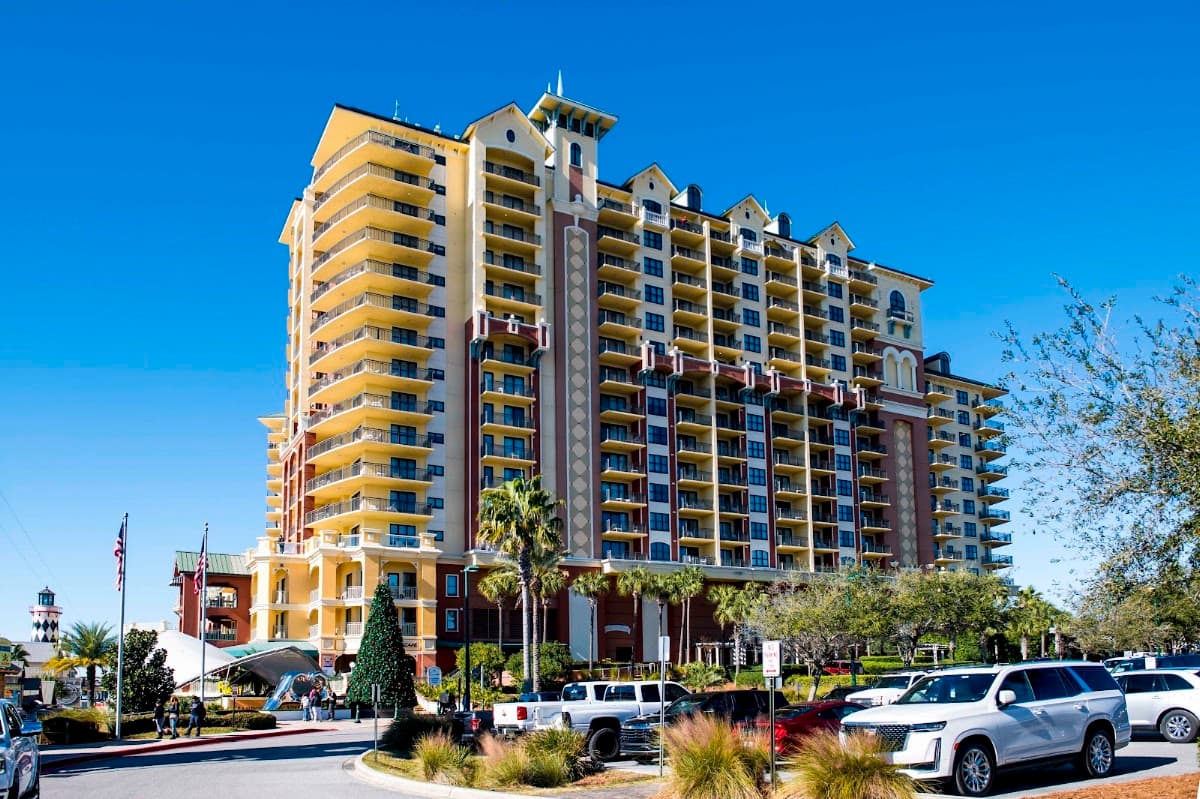 Harborwalk Harbor Suites at Harborwalk, Hotel in Destin