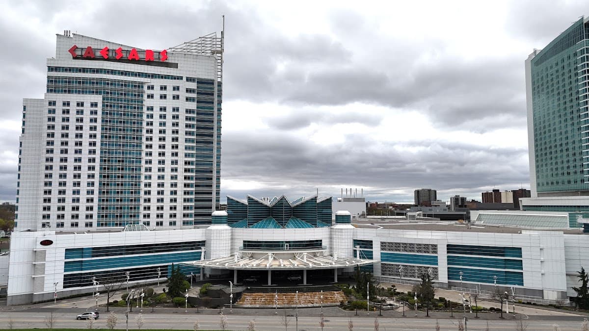 Windsor casino Hotel room, Hotel in Detroit