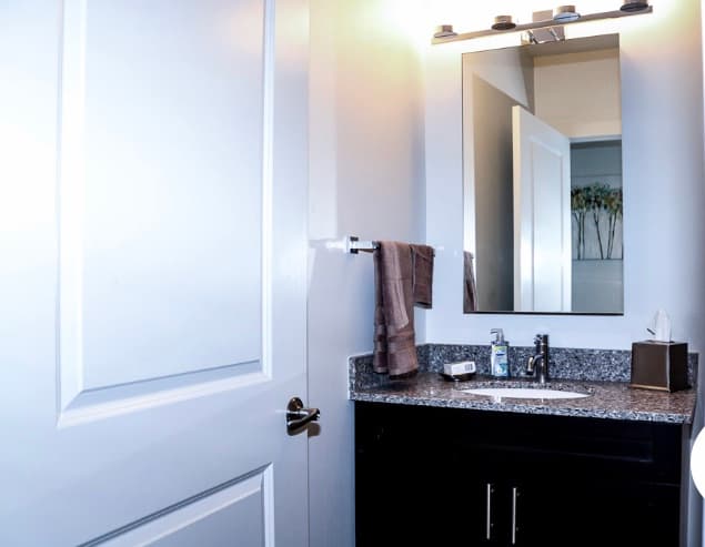 High Life Furnished Apartments, Hotel in Detroit
