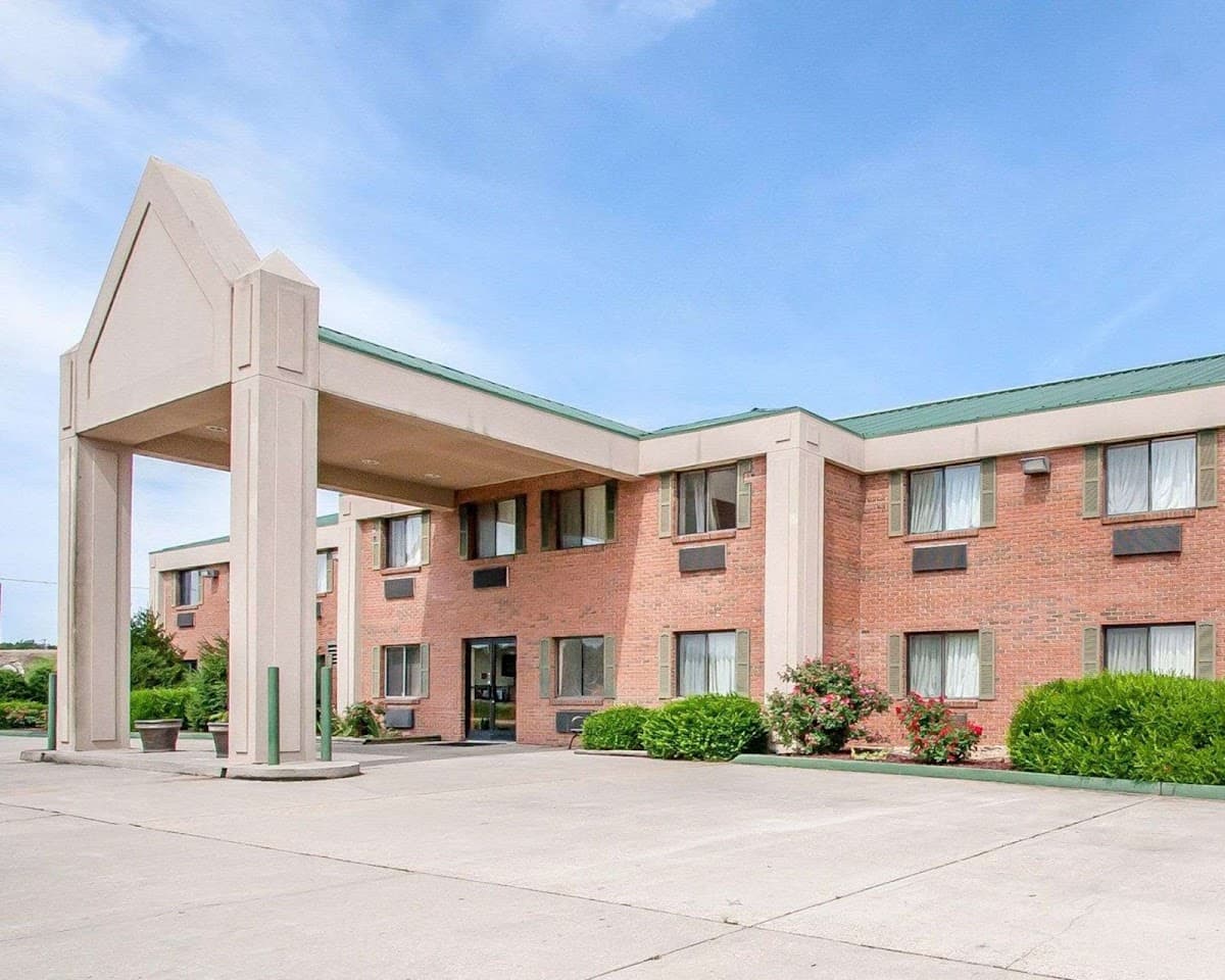 Econo Lodge Dexter, Hotel in Dexter