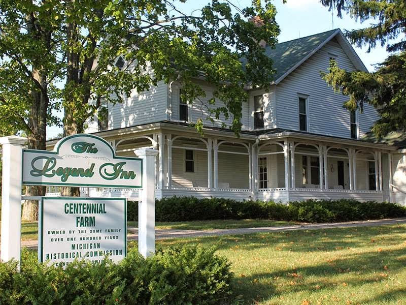 The Legend Inn, Bed & Breakfast in Dimondale