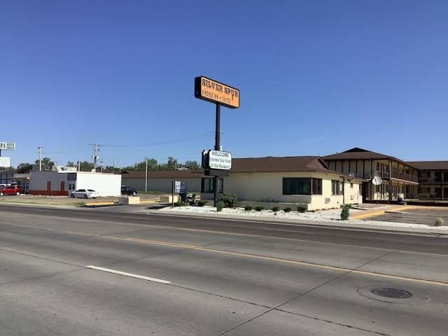 Silver Spur Vintage Inn & Suites, Motel in Dodge City