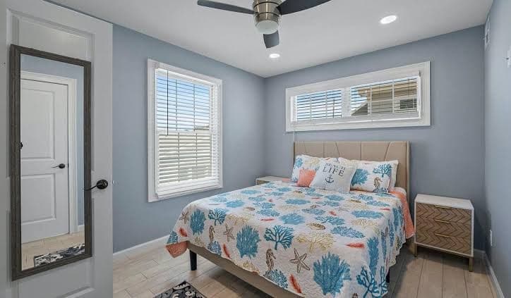 NEW CONSTRUCTION - 2 Bed, 1.5 Bath. Ocean Beach III / Large outdoor space, Hotel in Dover Beaches North