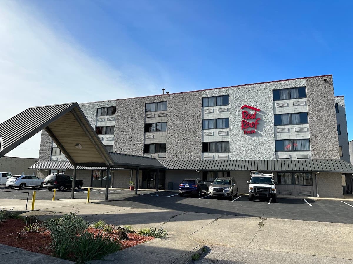 Red Roof Inn Charleston - Dunbar, Hotel in Dunbar