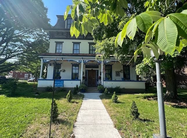 Allegheny Street Bed & Breakfast, Bed & Breakfast in Hollidaysburg