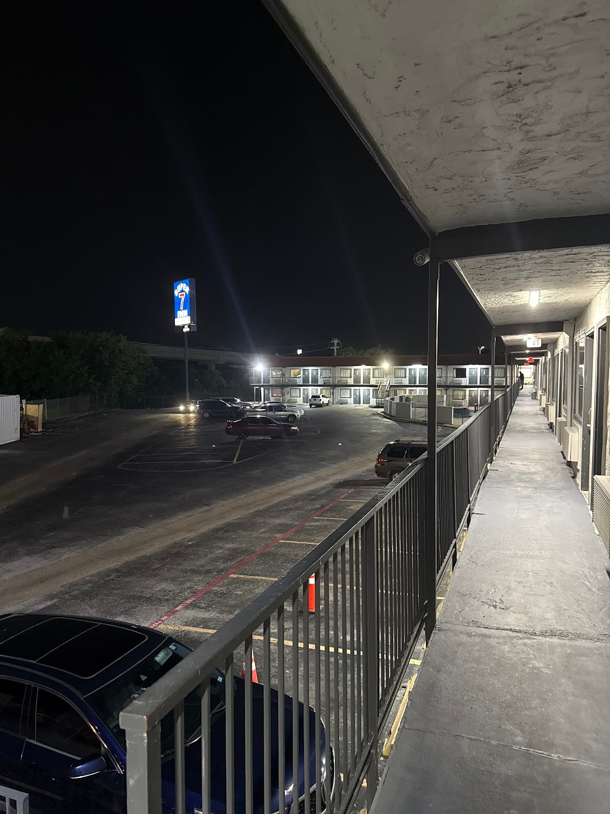 Super 7 Inn Dallas West Arlington, Hotel in Duncanville