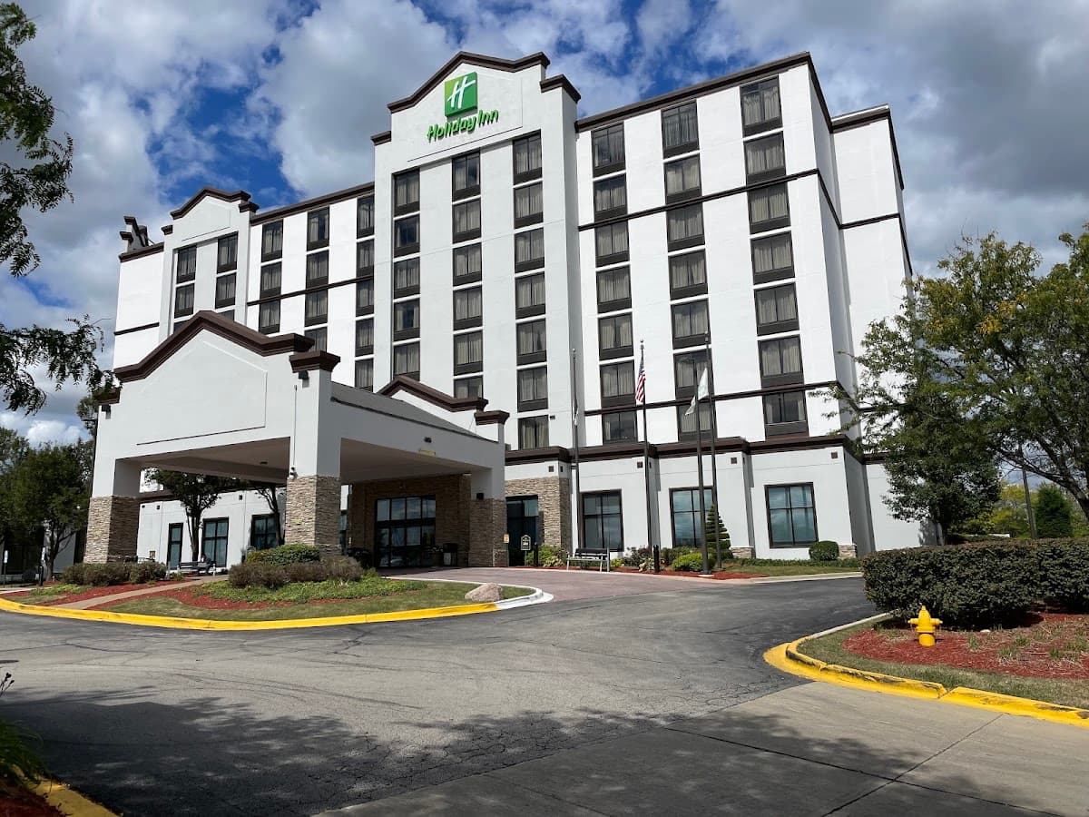 Holiday Inn & Suites Chicago Northwest - Elgin, Hotel in West Dundee