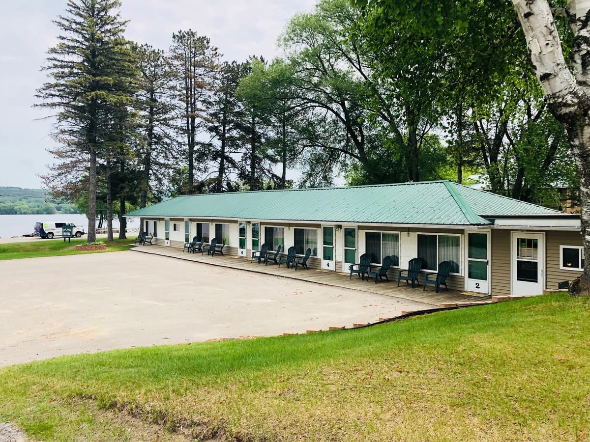 Eddy's Motel, Hotel in East Jordan