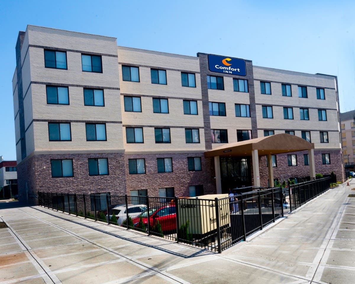 Comfort Inn JFK Airport, Hotel in South Ozone Park