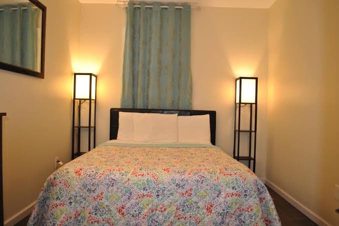 MOTELCASA Guest House Newark NJ - Budget Double Room, Guesthouse in Newark
