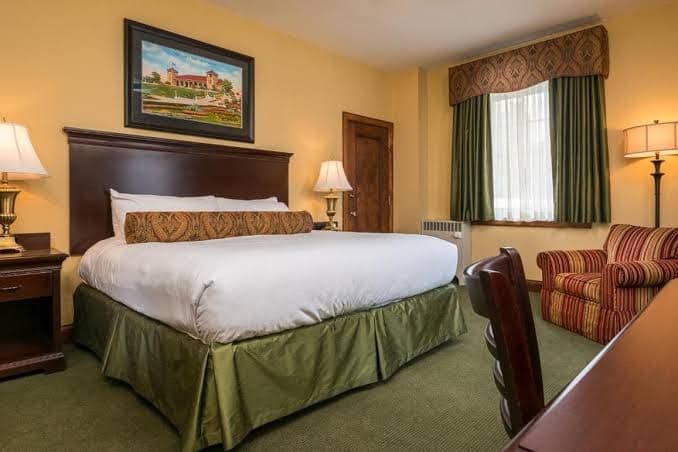 Missouri Athletic Club, Hotel in St. Louis