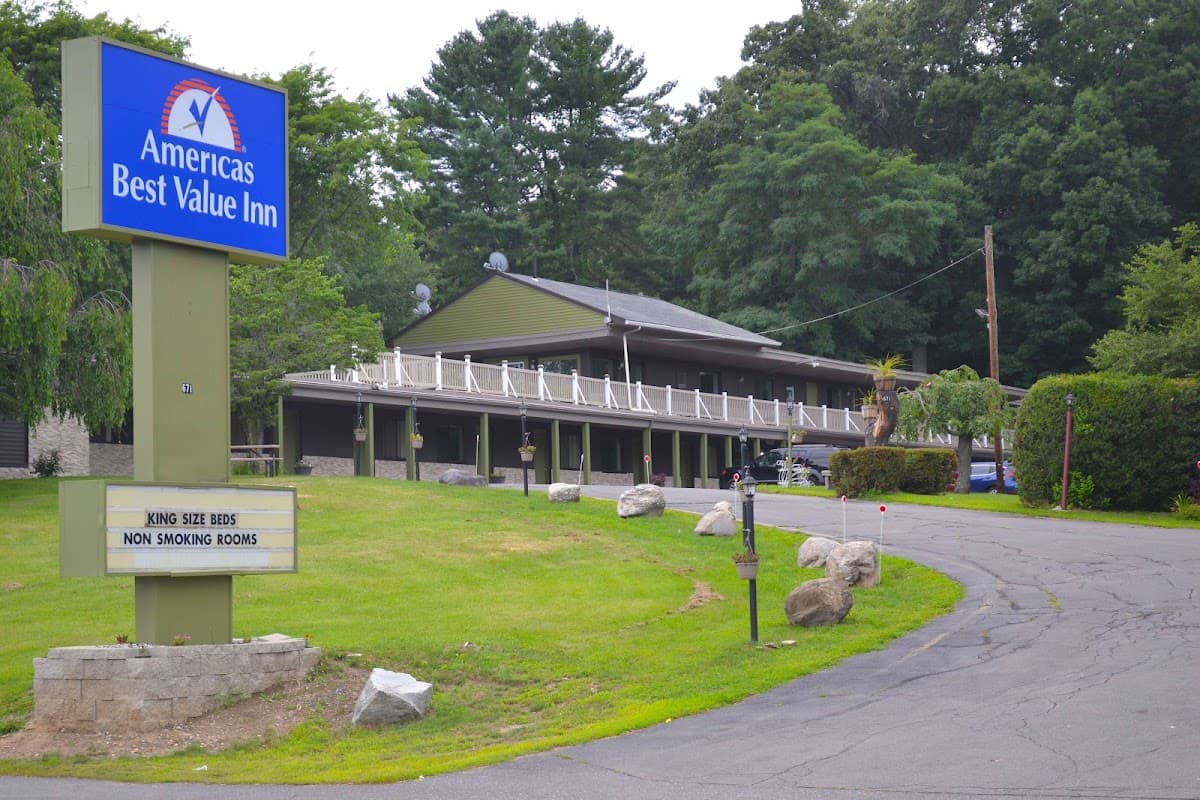 Mount Holyoke Inn, Hotel in South Hadley
