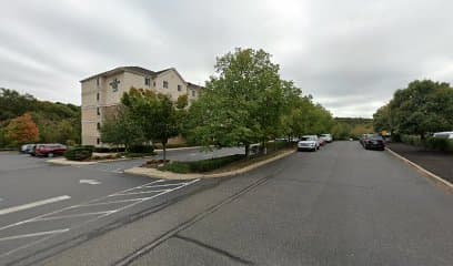 Innvision Hospitality Services Llc, Hotel in Oakhurst