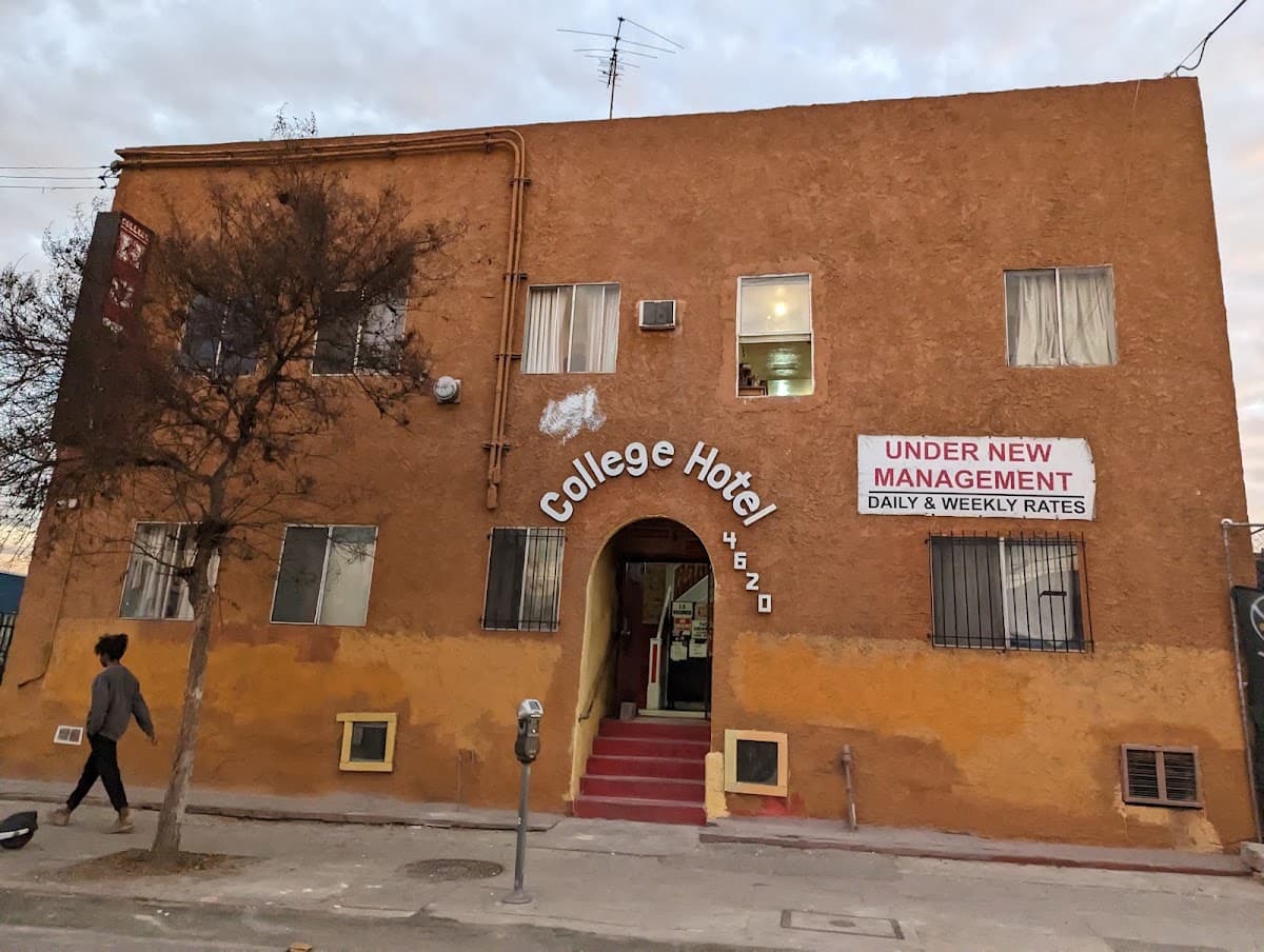 College Hotel, Hotel in Silver Lake