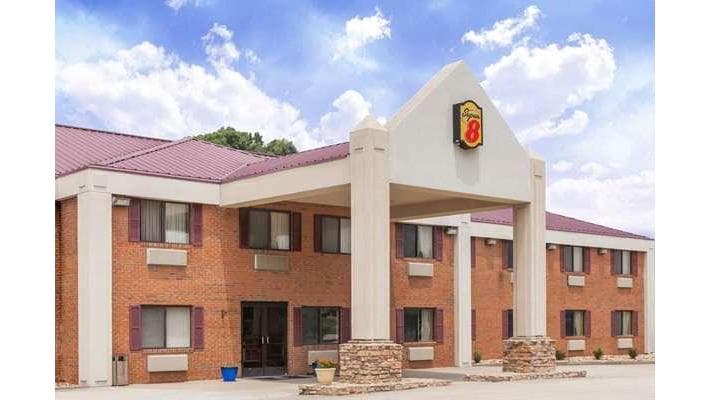 Super 8 by Wyndham Eddyville/Kuttawa, Hotel in Eddyville