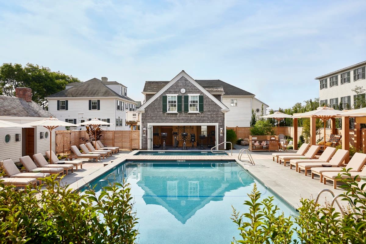 Faraway Martha's Vineyard, Hotel in Edgartown