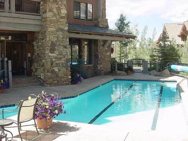 Bear Paw Lodge, Lodge in Edwards