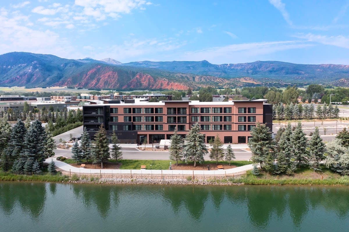 The Hoffmann Hotel Basalt Aspen, Tapestry Collection by Hilton, Hotel in El Jebel