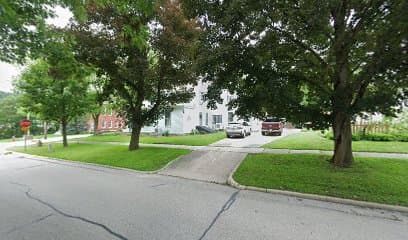 Bridge View House & Studio, Hotel in Elkader