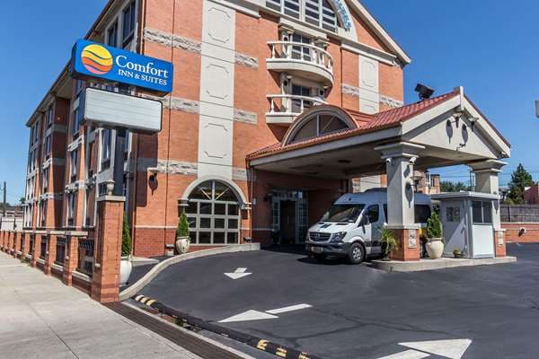 Comfort Inn & Suites LaGuardia Airport, Hotel in Maspeth
