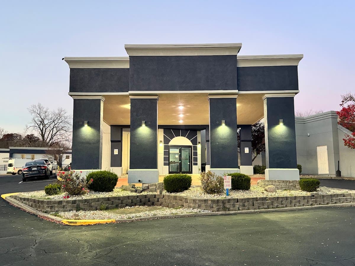 Quality Inn & Suites Cincinnati Uptown Norwood, Hotel in Golf Manor