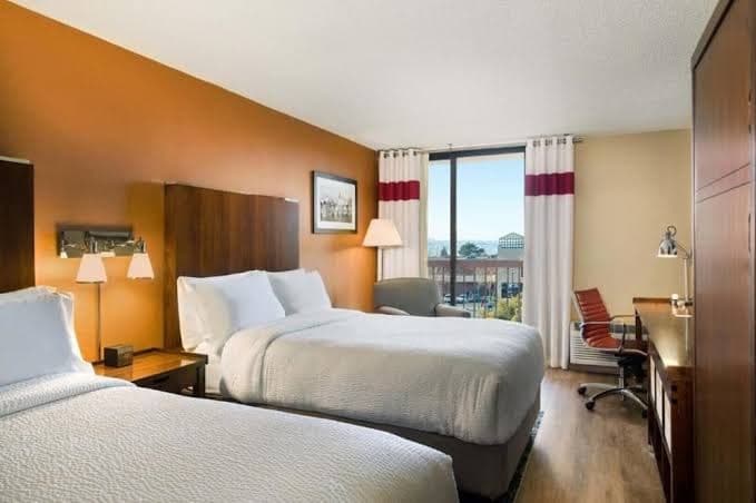 Enjoy a relaxing stay at our hotel room near Oakland, CA, Hotel in Emeryville
