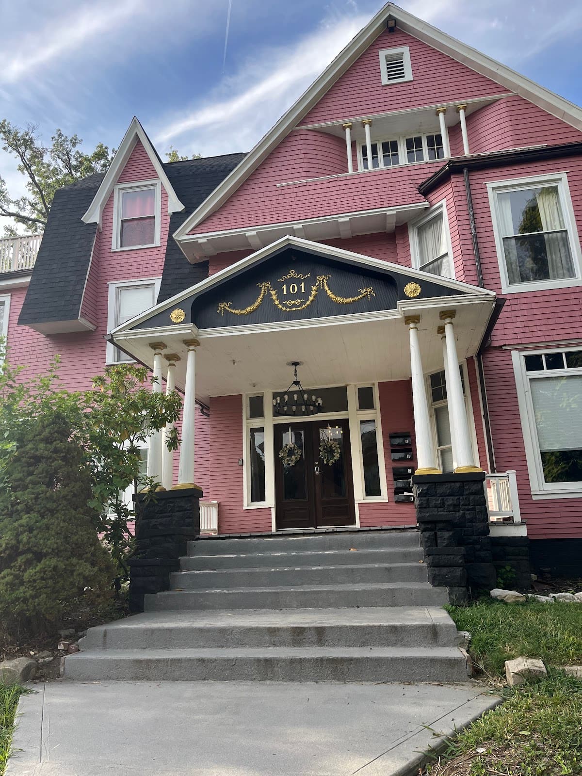 EVV Housing, Hotel in Evansville