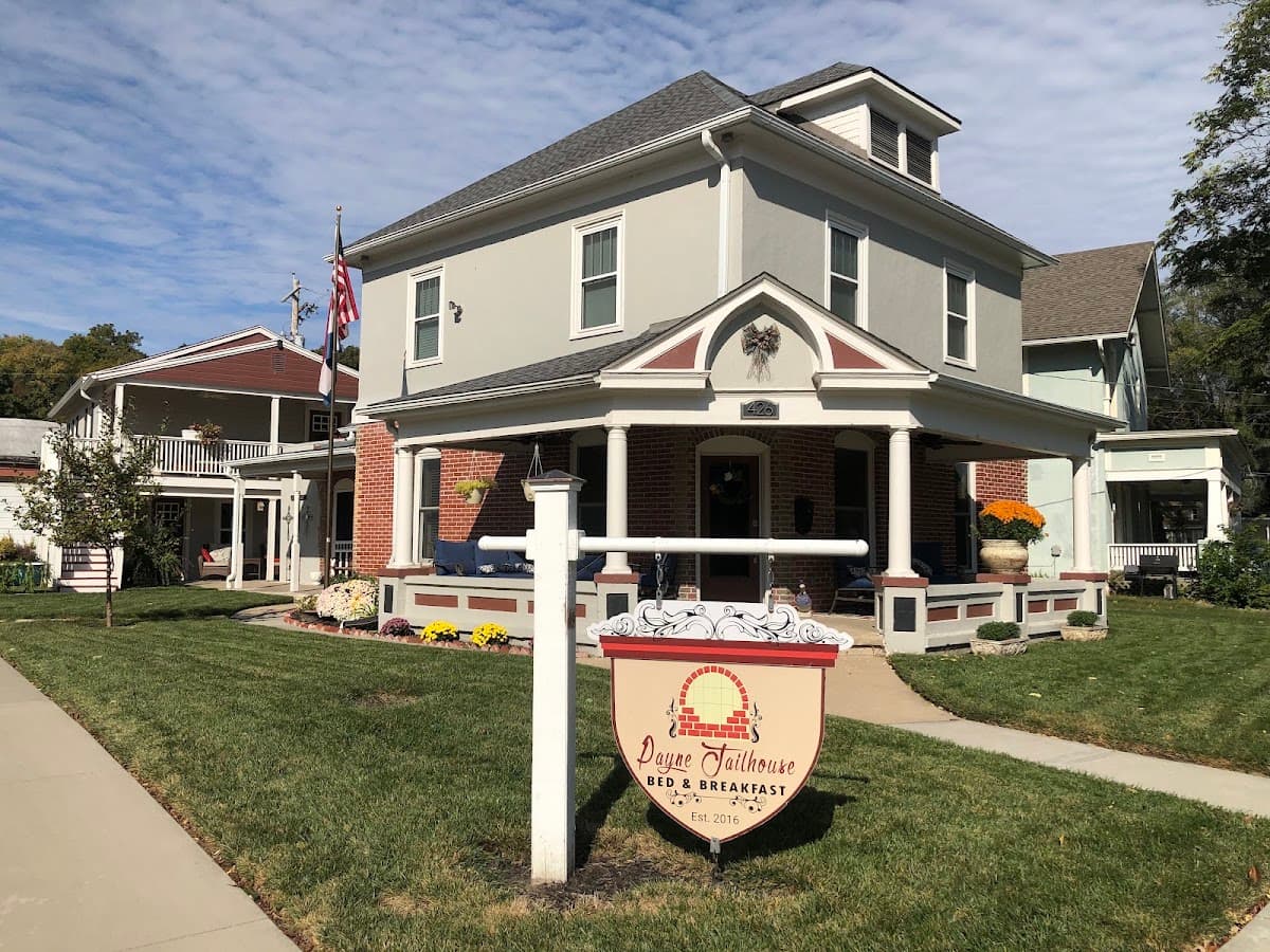 Payne Jailhouse Bed and Breakfast, Hotel in Excelsior Springs