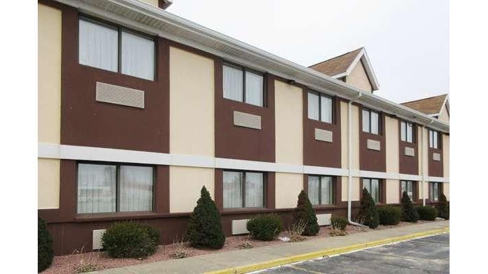 Quality Inn & Suites Benton Harbor - St. Joseph, Hotel in Fair Plain