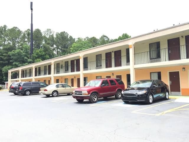 Western Inn & Suites, Motel in Fairburn
