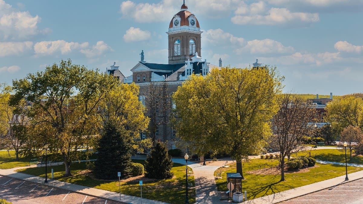 Fairbury Executive Suites, Hotel in Fairbury