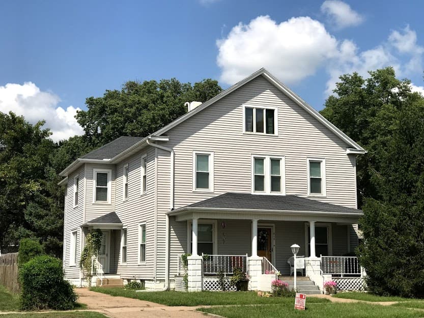 Grayhouse Inn, Hotel in Fairbury