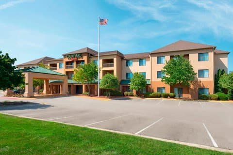 Courtyard by Marriott Akron Fairlawn, Hotel in Montrose-Ghent
