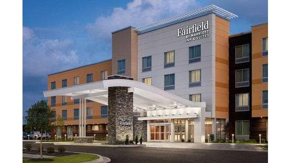 Fairfield by Marriott Inn & Suites Somerset, Hotel in Swansea